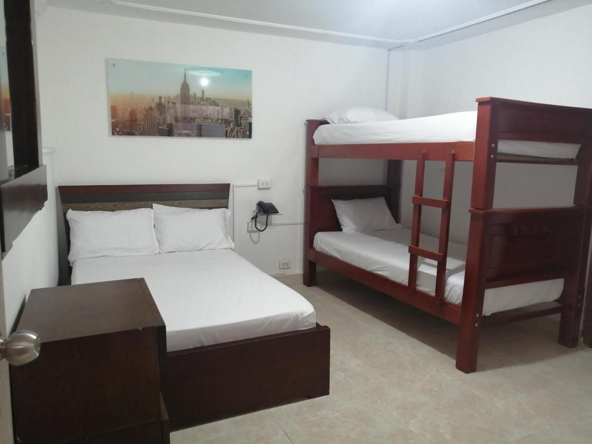 Hotel Sol Del Estadio 메딜린 외부 사진