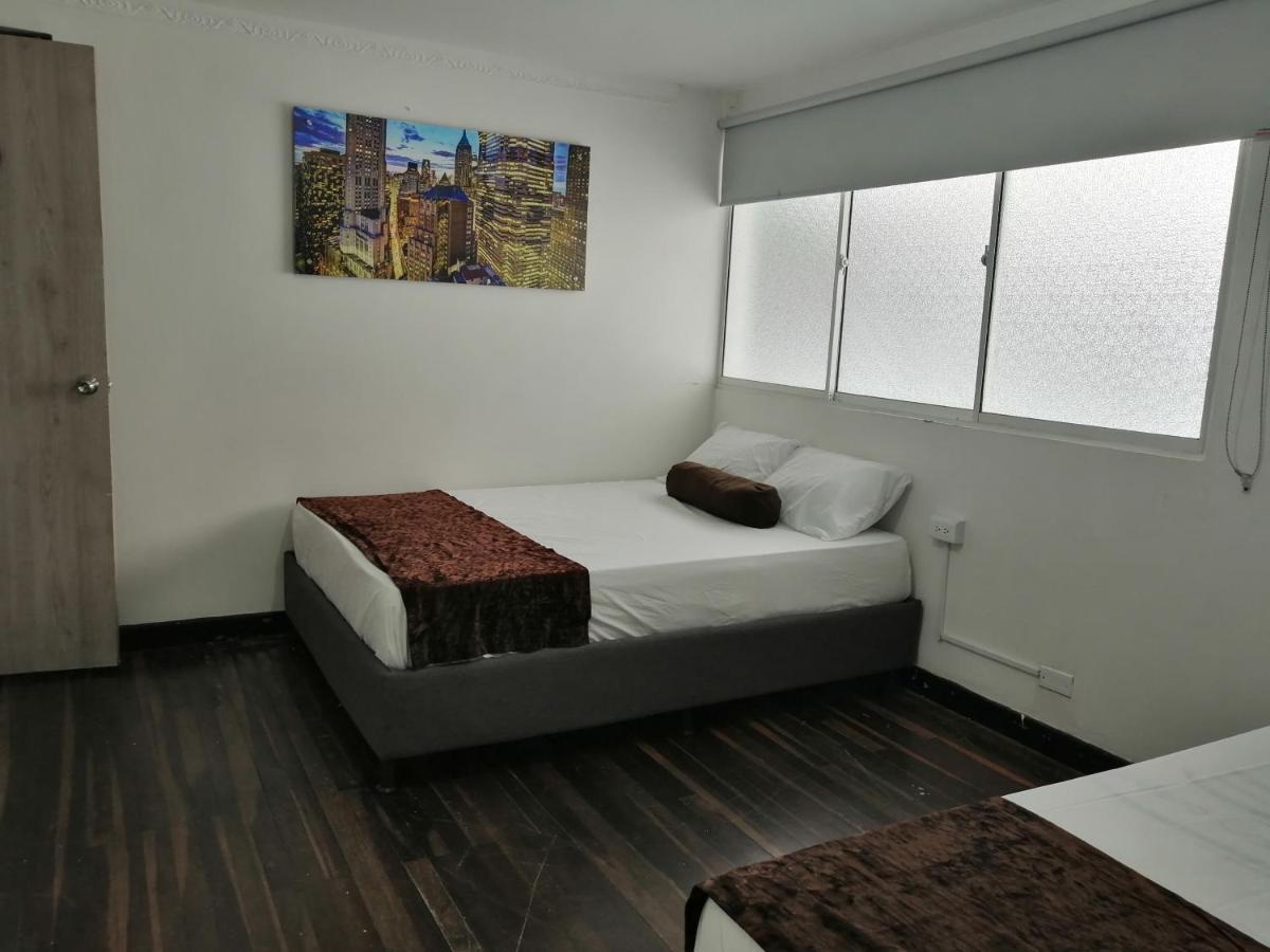 Hotel Sol Del Estadio 메딜린 외부 사진