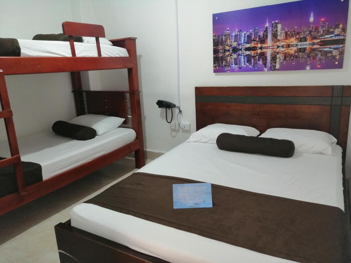 Hotel Sol Del Estadio 메딜린 외부 사진